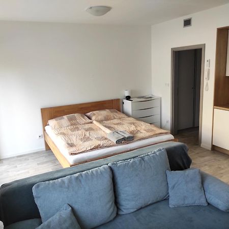 Apartman X06 Mikulov Esterno foto